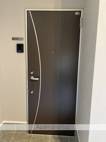 小針藤山NEOMAISONの玄関写真