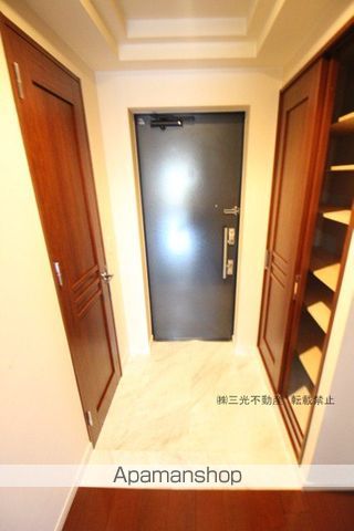 アルス医大前の内装写真