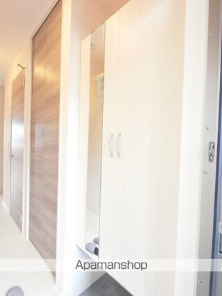 カスタリア　Ｂ[1LDK/35.35m2]の玄関