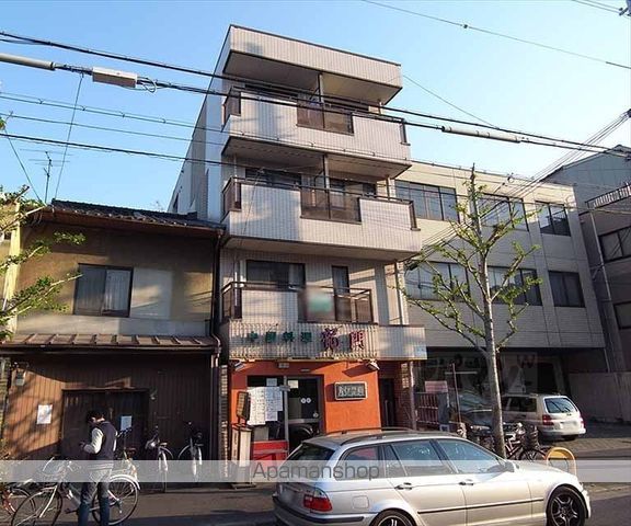 サンミッシェル吉田の玄関写真