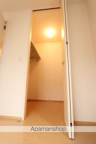 ロイヤルヒルズKの内装写真
