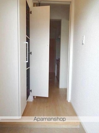 ヴィラ大畑Ａ[1LDK/50.06m2]の玄関