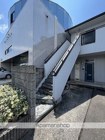 サクシードハイツ北条の玄関写真