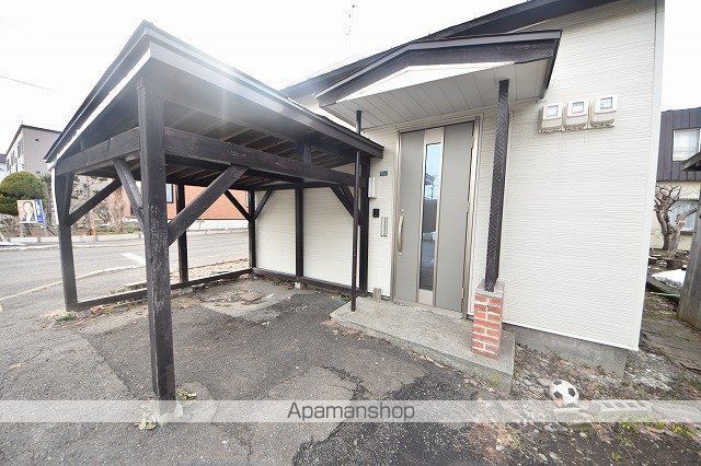 札沼線 新琴似駅 徒歩9分 2階建 築45年の玄関写真
