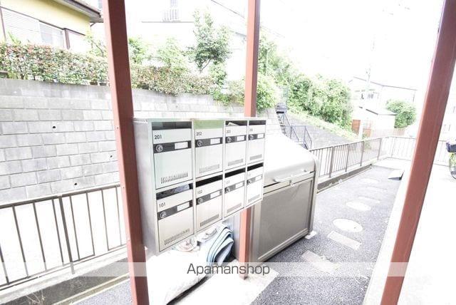 仲居ハイツ1の玄関写真
