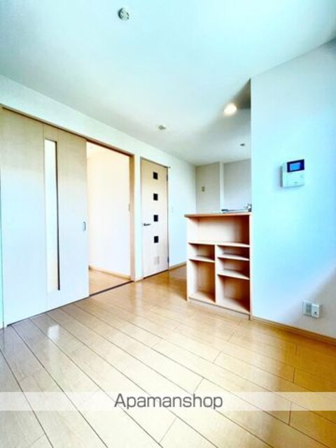 ララコート紀三井寺[1LDK/36.29m2]のリビング・居間