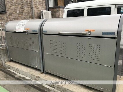 ウィルモア新松戸　Ａ棟[2DK/50m2]の共用部