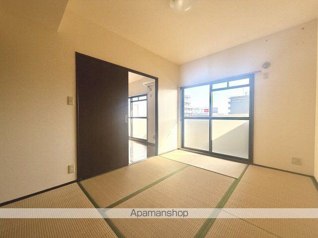 グランデュア緑井の内装写真