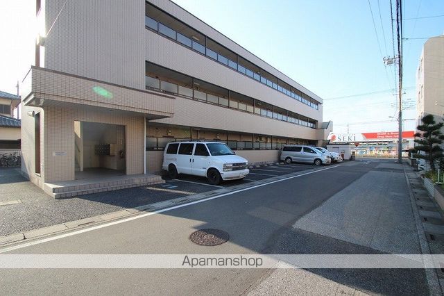 apartment 埼玉県蓮田市馬込２丁目391
地図を見る