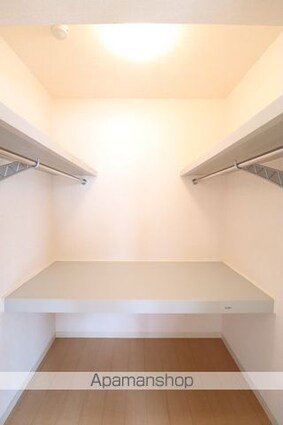 リビングタウン稲毛の杜　Ｄ[2LDK/67.8m2]の収納