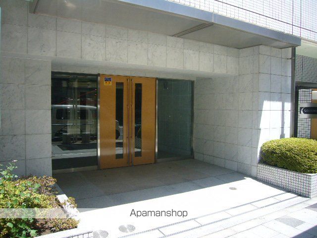 コンフォリア新宿御苑Iの外観写真