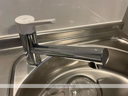 アルカディアガレージ元山Ａ・Ｂ[1R/74.25m2]のキッチン