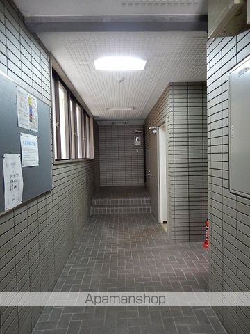 ティアラTRIPLEONEDEMの内装写真