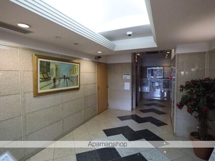 ＲーＣｏｕｒｔ泉[1LDK/37.85m2]のロビー