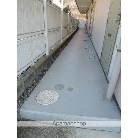 サンライズ湘南の玄関写真