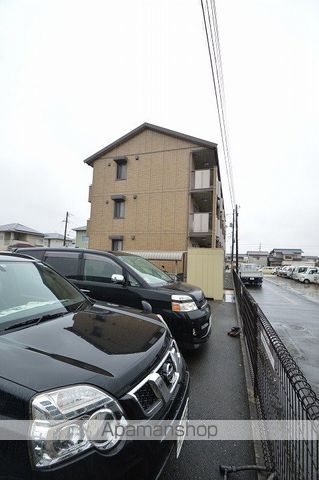 フレブラースの外観写真