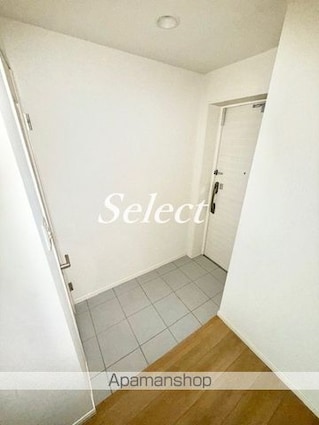 リフル横浜[1SLDK/73.82m2]の玄関