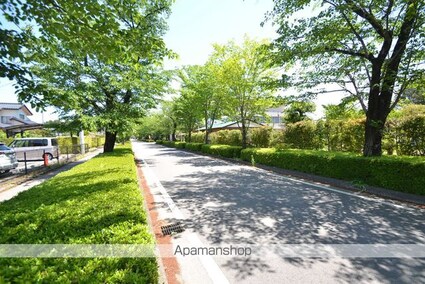 ＬＡＬＡオクター五番館[2DK/42.11m2]の周辺1