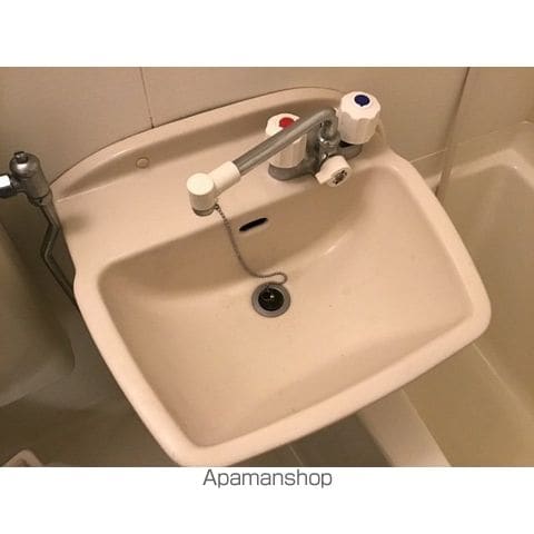 フラット中野の内装写真