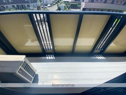 メゾン植村[1K/24m2]のバルコニー