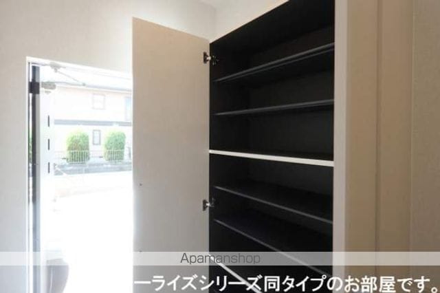 エクセラン 依井 Bの内装写真