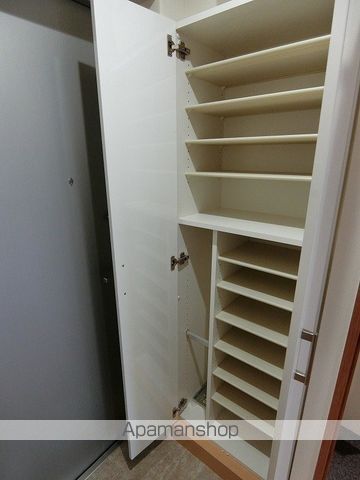 エフ・パークレジデンス横浜反町3261の内装写真