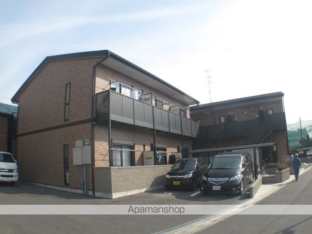 アンプルールクラージュエトッフの外観写真