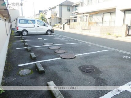 Ｂｏｎｎｅ　ｃｈａｎｃｅ[1LDK/39.42m2]の駐車場2