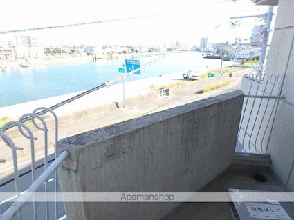 シーサイドヴィラ鳴門[2DK/45m2]のバルコニー