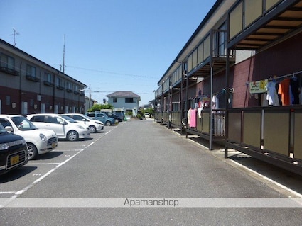 滋賀県東近江市小脇町[2DK/44.72m2]の駐車場