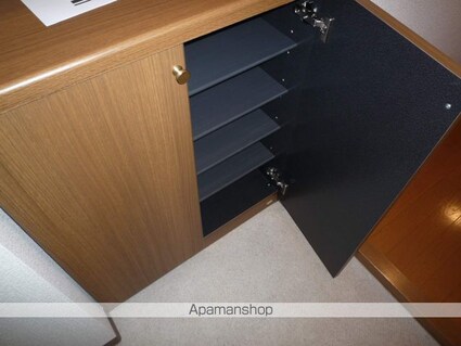 レジデンス柿下[2LDK/59.5m2]の収納