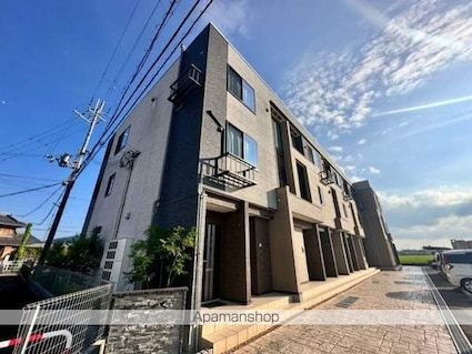 ベストウォール篠原[2LDK/64.55m2]の外観2