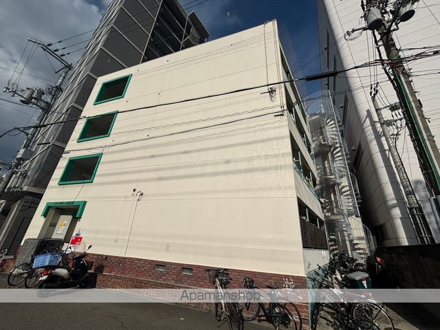 エバーグリーン新大阪の外観写真
