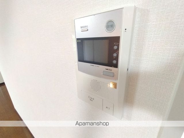 白鷹松下町マンションの内装写真