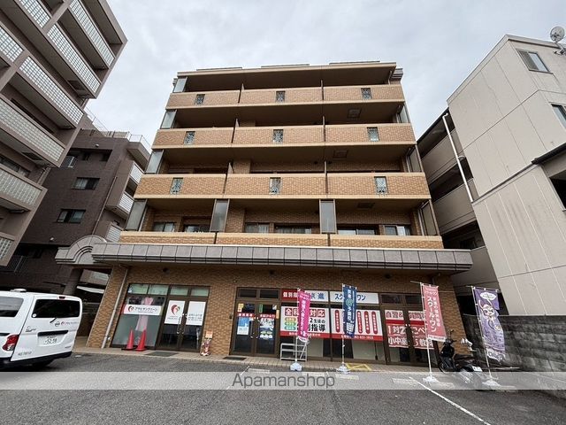裕紀マンションの外観写真