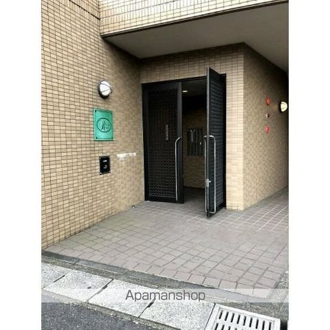 レージュ長久手の玄関写真