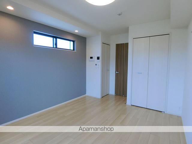 ヒカルサ京田辺大住の内装写真