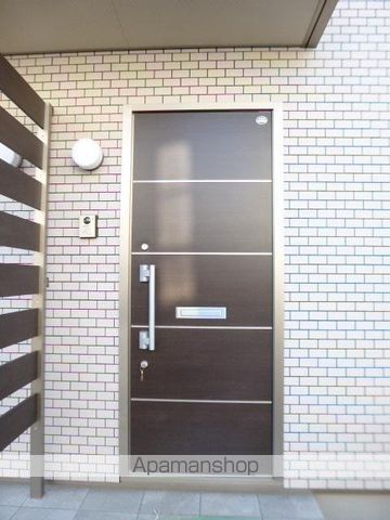 メイ シェノンの内装写真