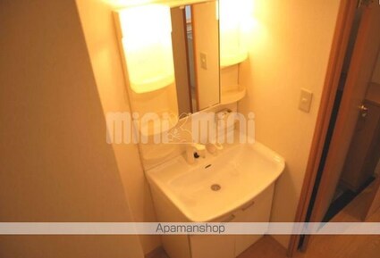 ヴァン・ボヌール斎院[1LDK/32.88m2]の洗面所