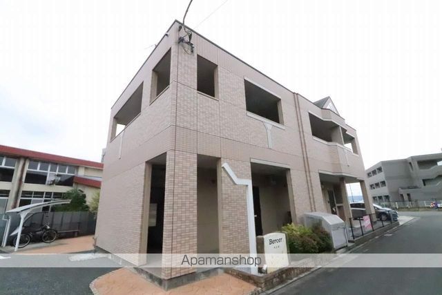 武蔵村山市 2階建 築15年の外観写真