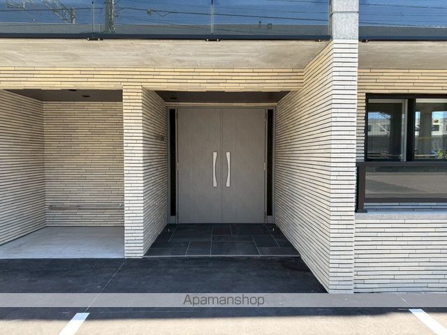 FLANDRE桑園の玄関写真