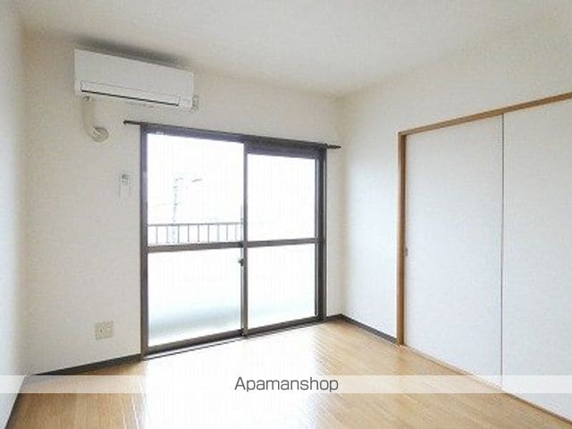 マンションカズの内装写真