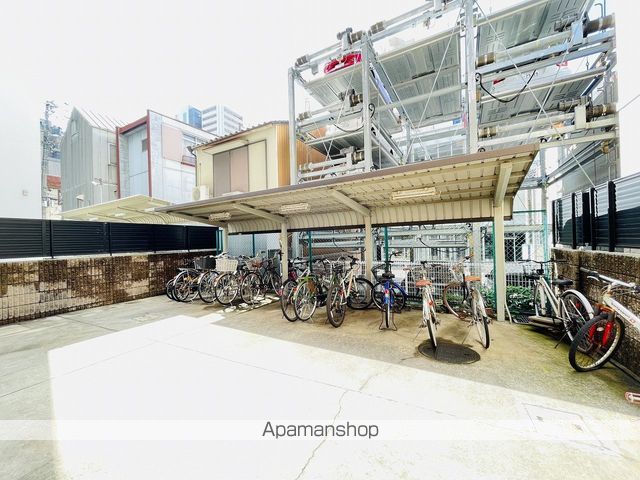 パークサイト泉の玄関写真