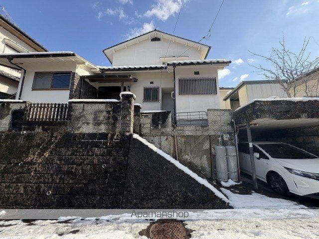 広島市安佐北区 2階建 築50年の外観写真
