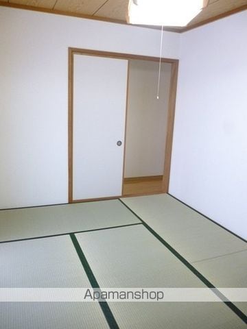 ガーデンフィールドNの内装写真