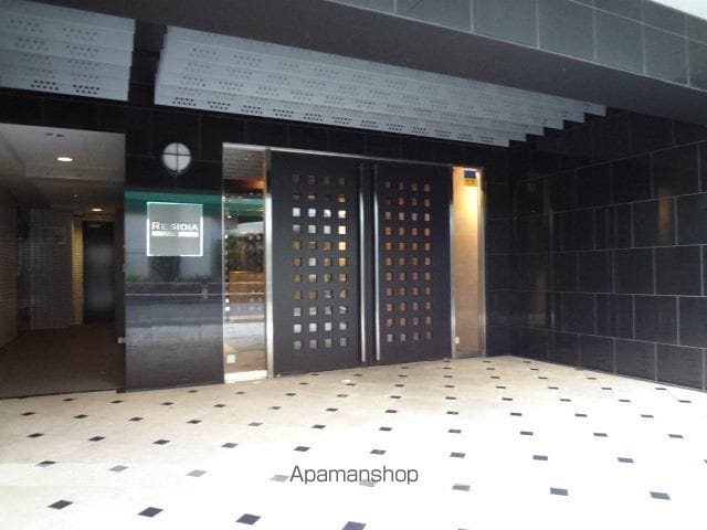 レジディア三軒茶屋IIの外観写真