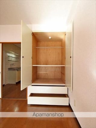 愛媛県松山市宮田町[1K/30.4m2]の収納