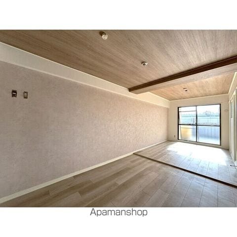 フラットインの内装写真