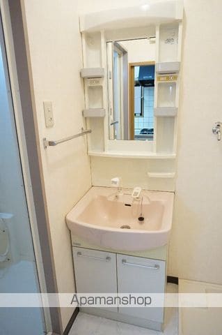 グリム覚王山の内装写真