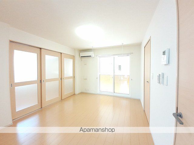 サンビームIIIの内装写真